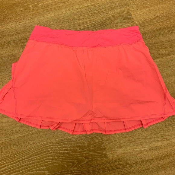 lululemon athletica Dresses & Skirts - Lululemon tennis skort!